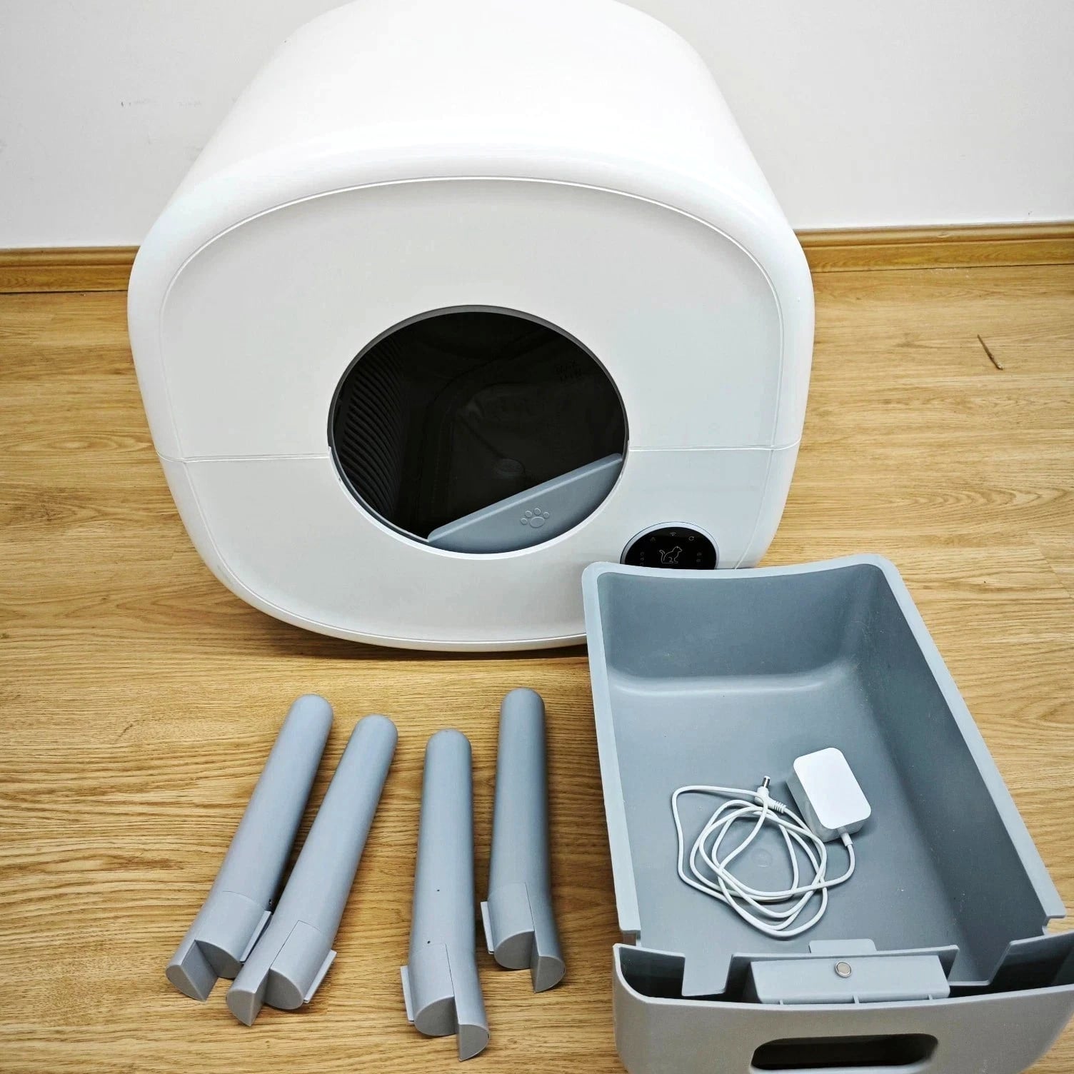 Used 95LAuto Self-Cleaning Cat Litter Box, APP Control, Multi-Cat, Safety Sensor