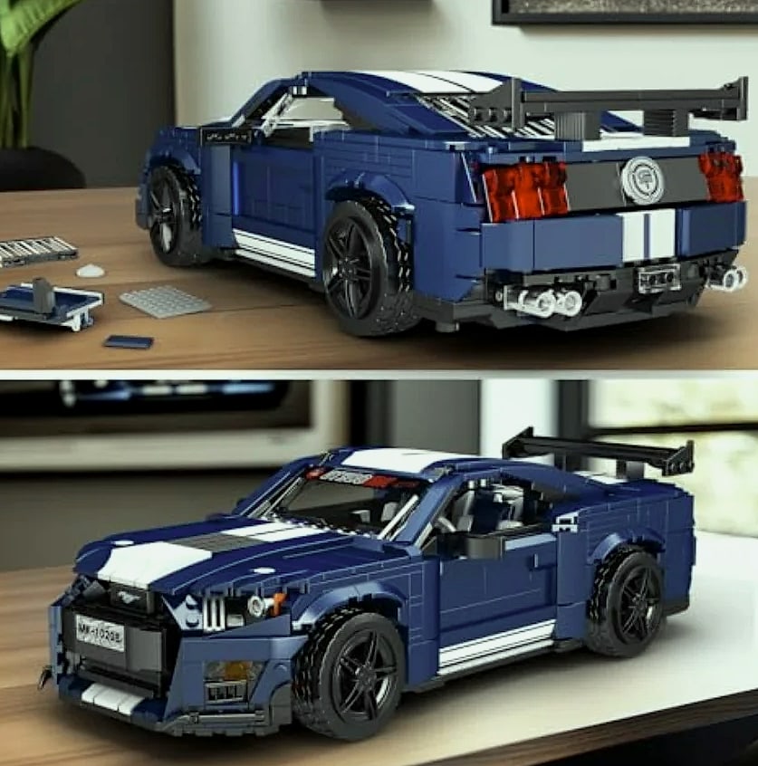 Mould King 10208 Classic Sports Car Building Kit