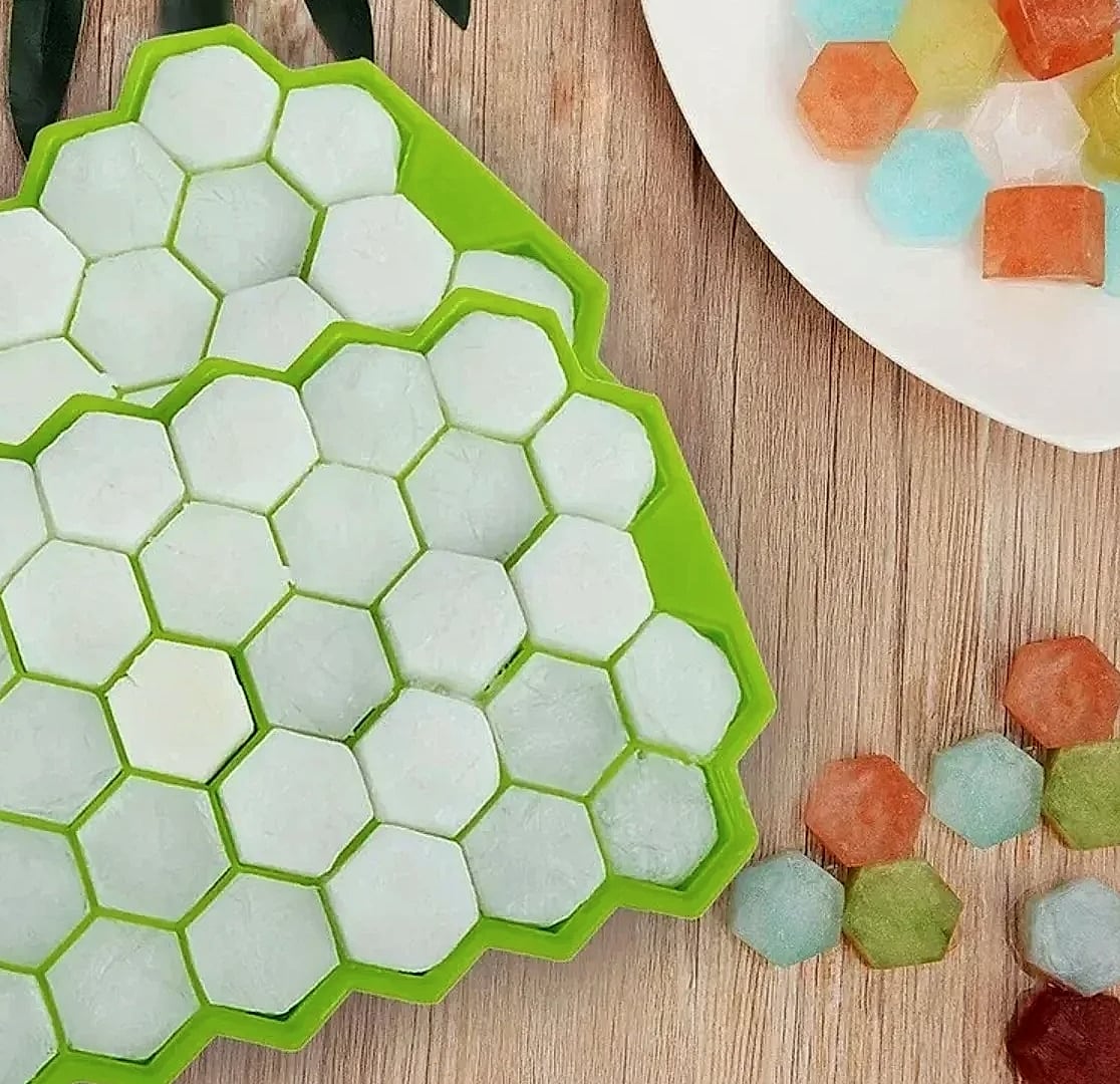 AHTOSKA Honeycomb 37-Grid Silicone Ice Cube Tray