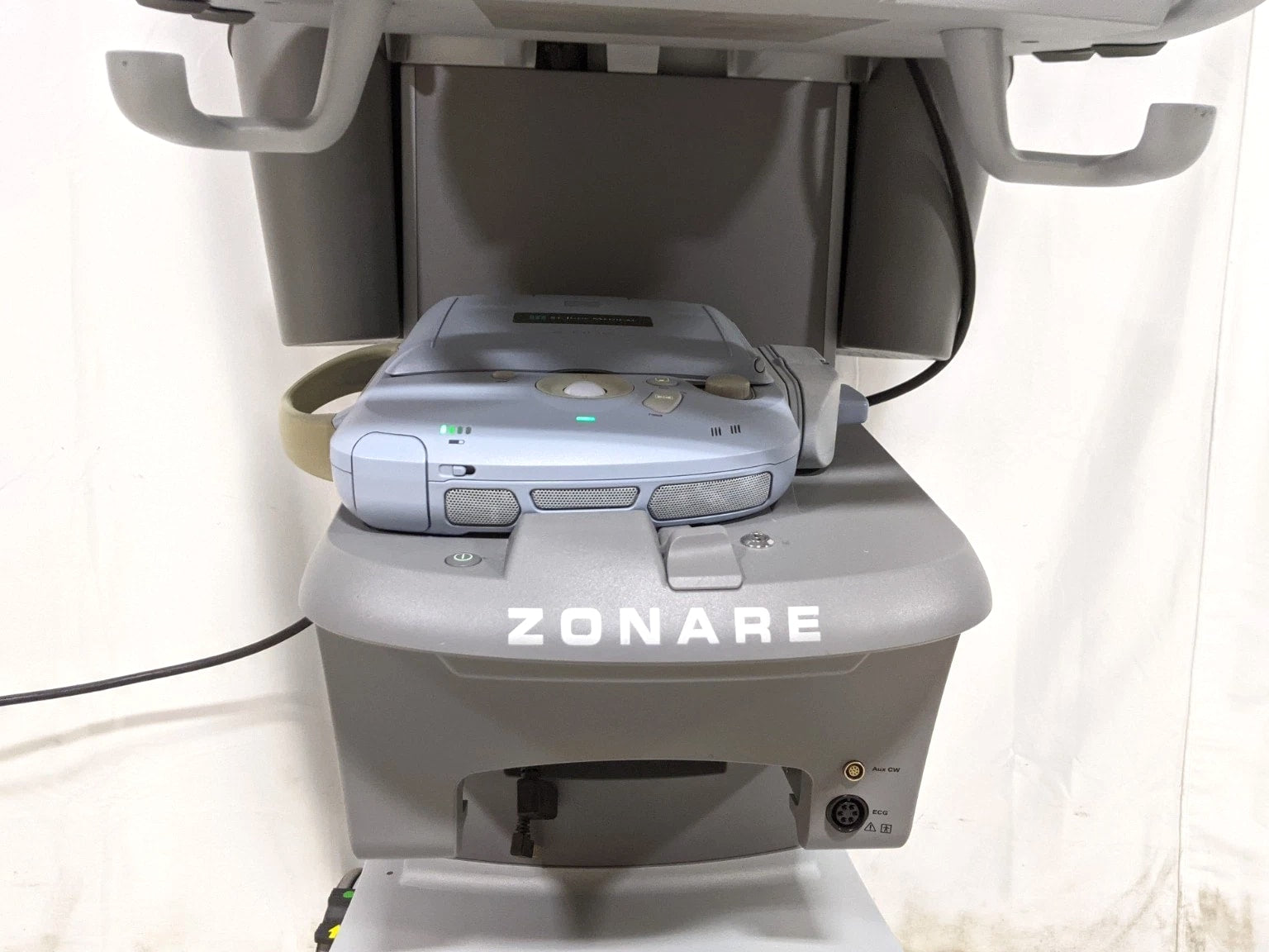 St. Jude Medical Zonare Viewmate Z 85000-08 Ultrasound System