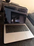 Apple MacBook Pro 14 in 2023 Space Gray/Apple M3 4.05 GHz, 512 GB 8 GB 10-CoreOpens in a new window or tab