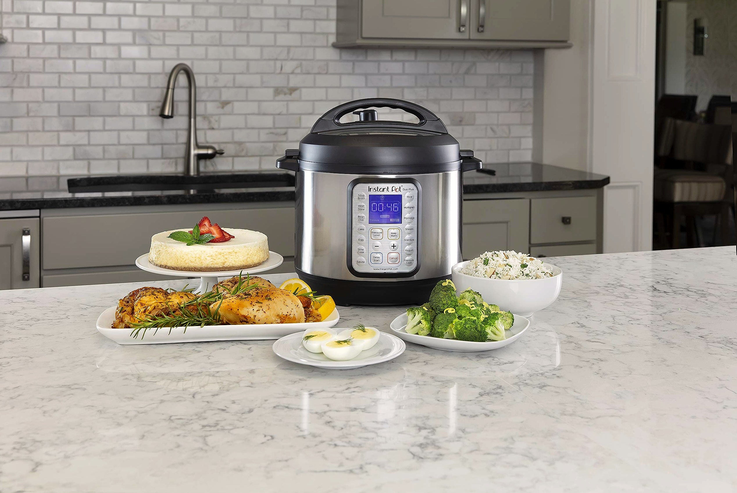 Instant Pot Duo Plus 6-Quart 9-in-1 Multicooker Pressure Cooker