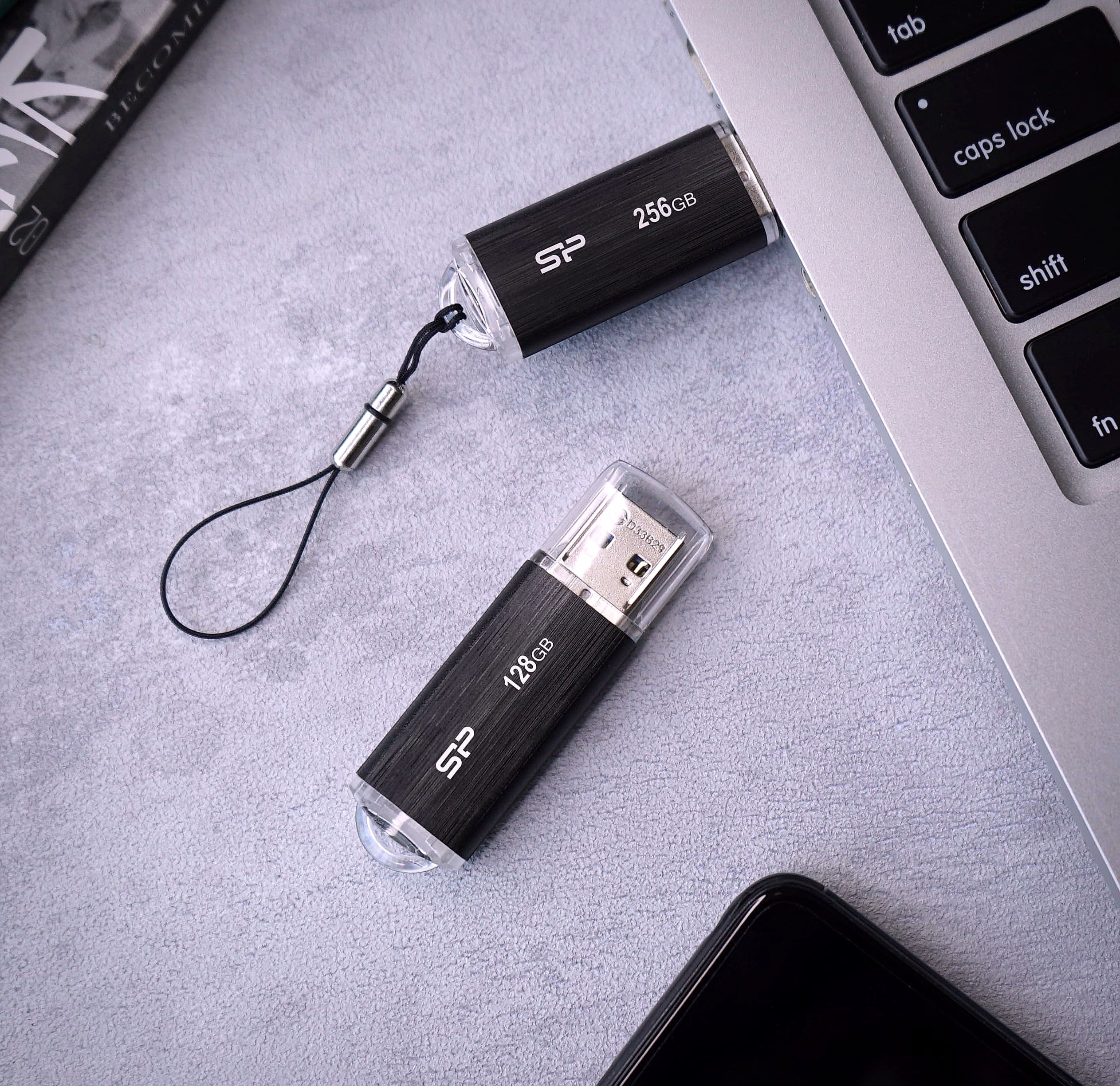 Silicon Power Blaze B02 128GB USB 3.0 Flash Drive Black