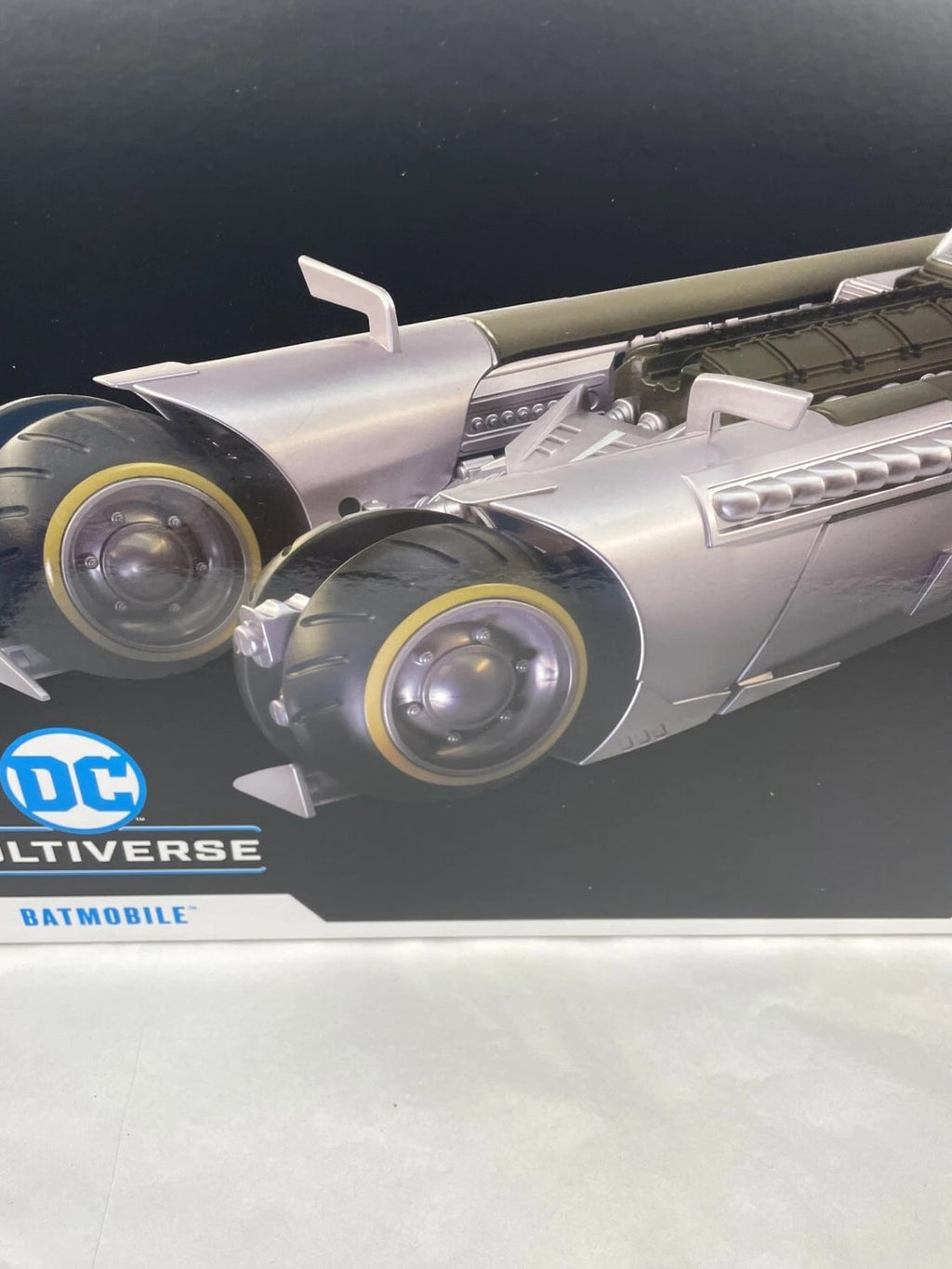 SDCC 2024 McFarlane DC Multiverse White Knight Batmobile Gold Autograph 500 PCS!
