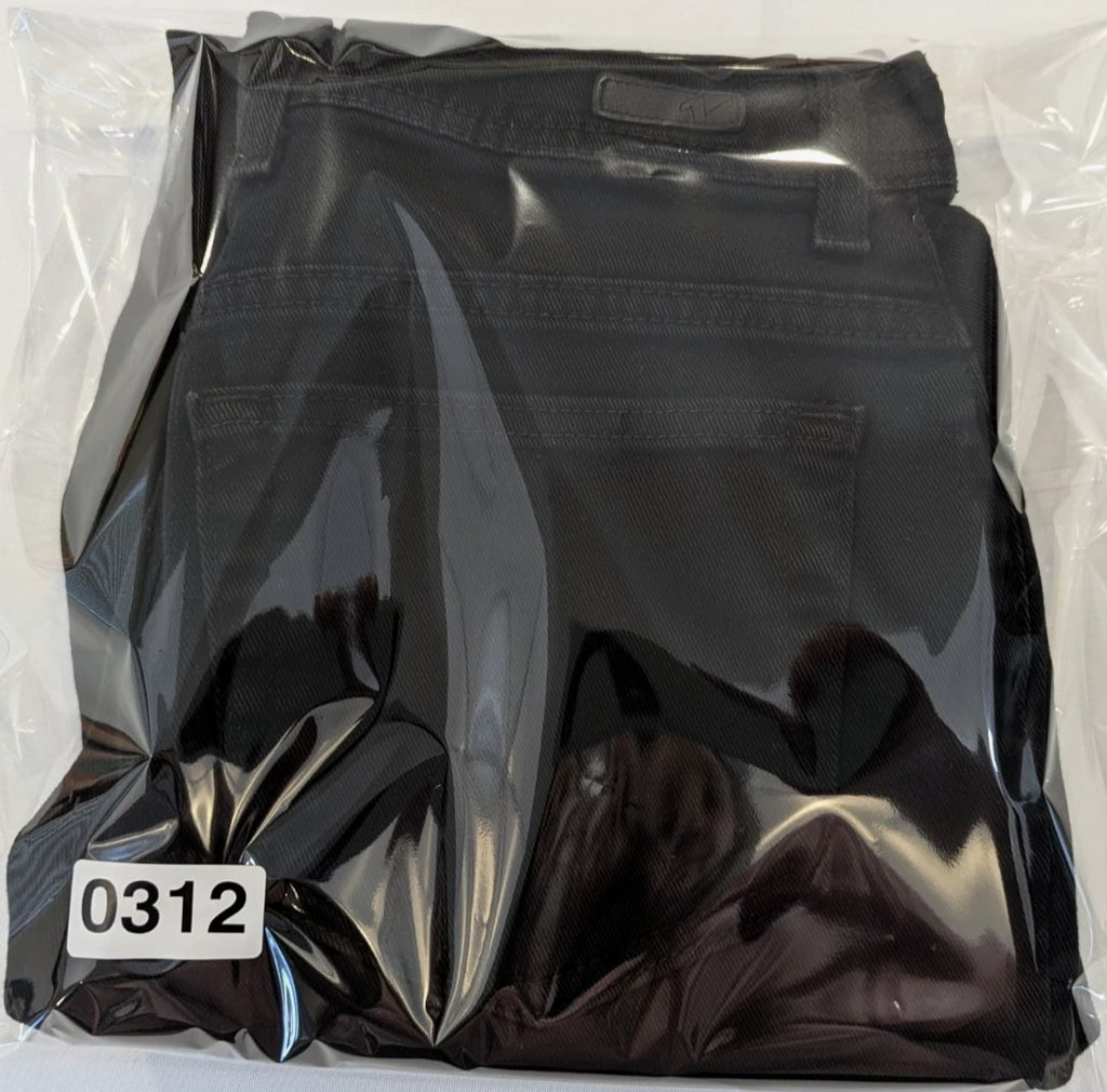 Gloria Vanderbilt Women's Black Jeans Straight Leg Size 6 Average Stretch