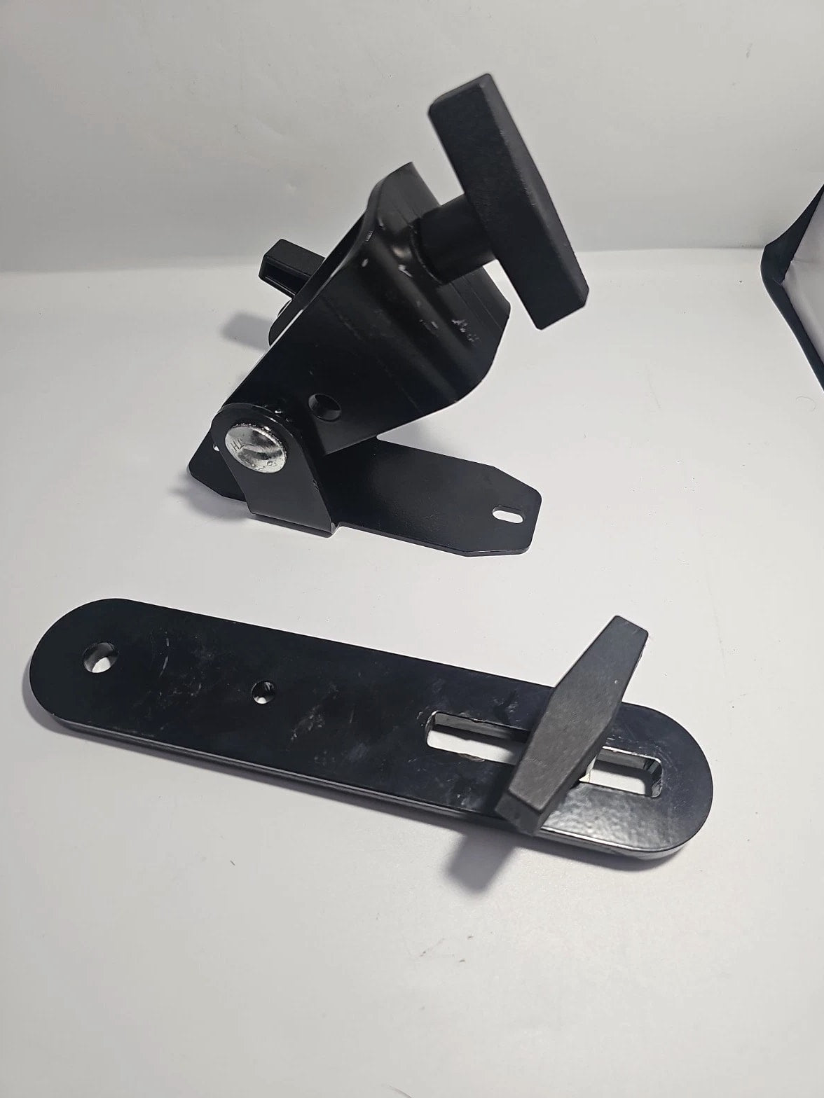 John Deere GreenStar StarFire GPS Display Monitor Bracket Assembly OEM