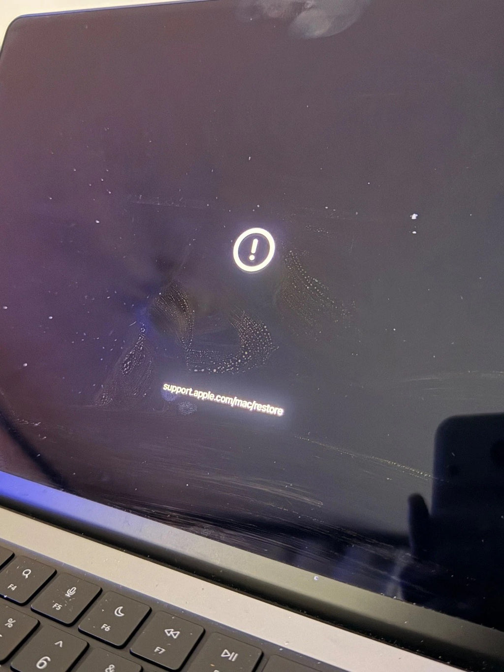 Apple MacBook Pro 14 in 2023 Space Gray/Apple M3 4.05 GHz, 512 GB 8 GB 10-CoreOpens in a new window or tab