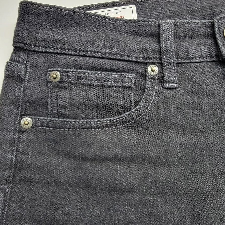 GAP 1969 True Skinny Leg Jeans, Women's Size 6, Dark Wash Black Denim
