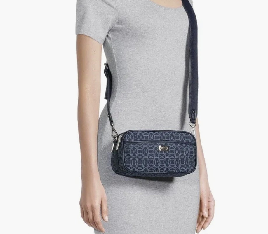 Time and Tru Women's Annamarie Woven Crossbody Bag Purse Handbag Strap Blue  👜