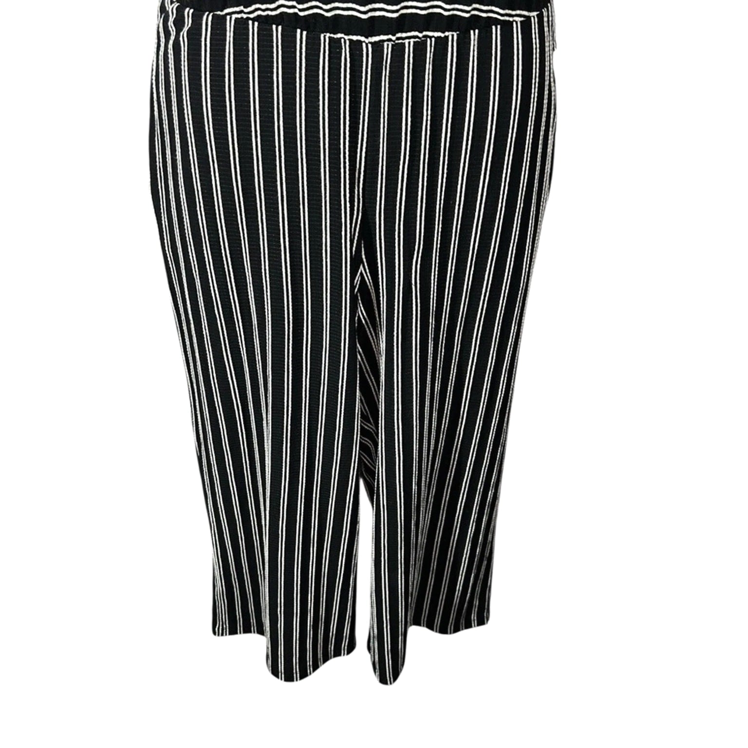 Torrid Women's Striped Culotte Jumpsuit Size 0 Black White Belted Wide Leg Pants