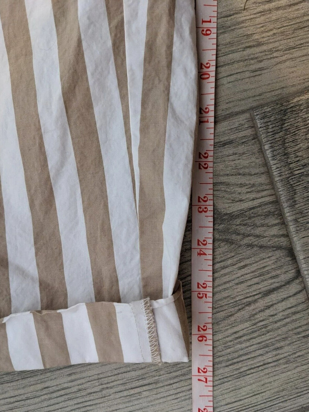 Urban Outfitters UO Percy Pleated High Rise Tapered Pants Size 2 Striped Leg N62