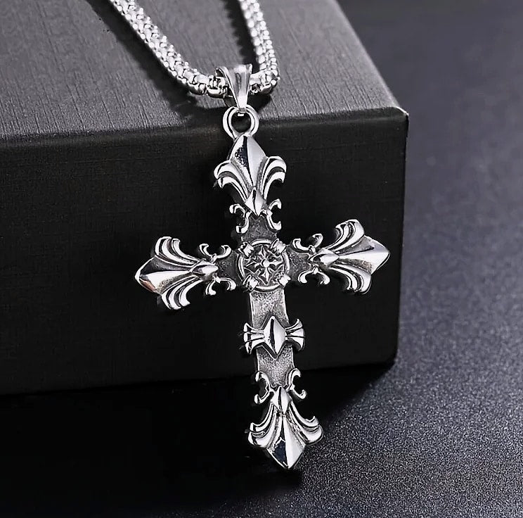 Dress-Up Vintage Cross Pendant Necklace Men Gothic Style
