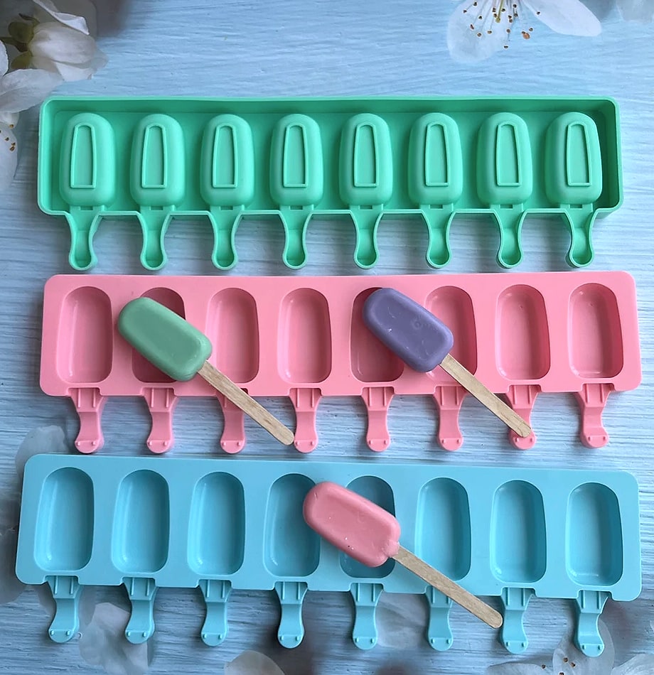 8-Hole Silicone Popsicle Mold for Homemade Ice Cream and Fruit Juice