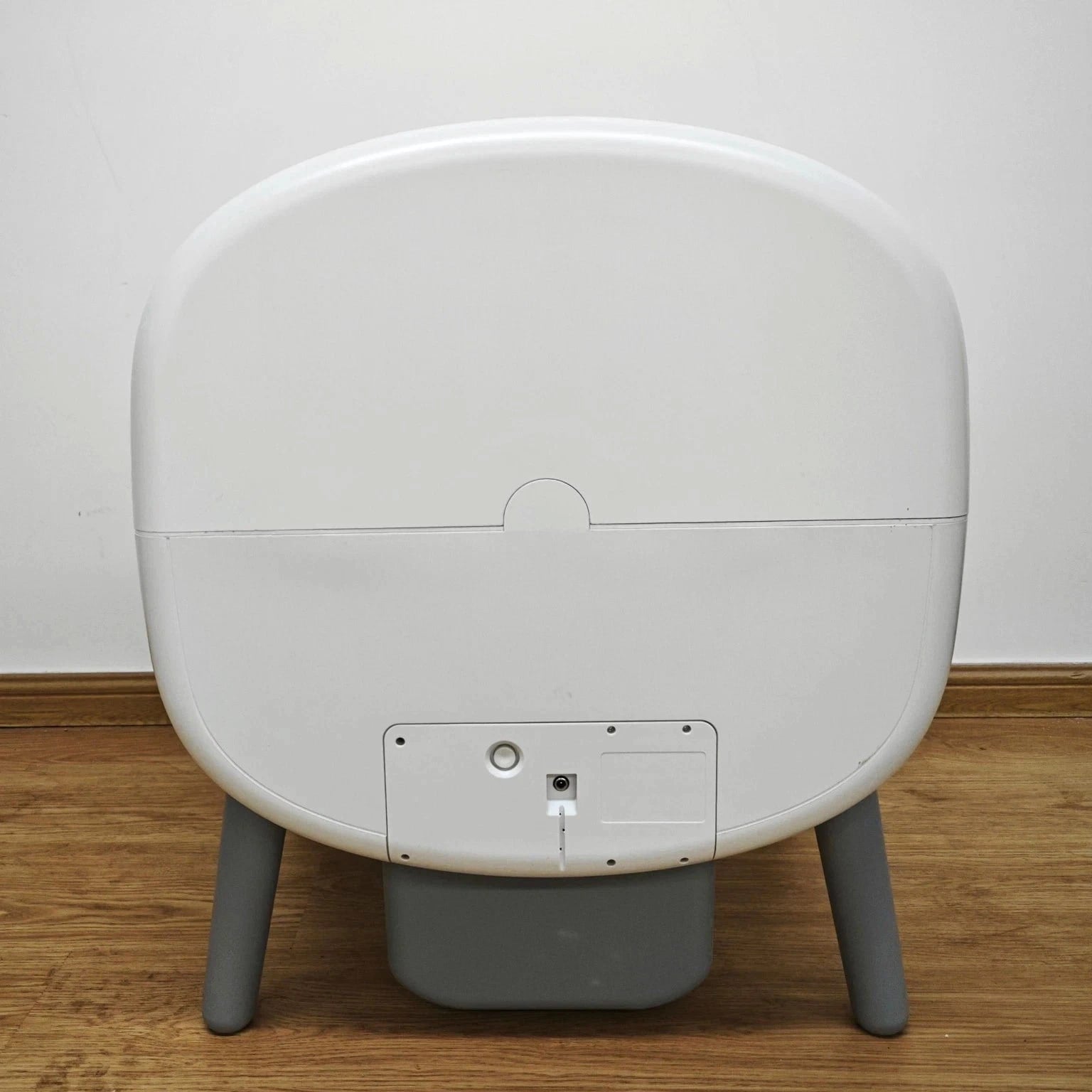 Used 95LAuto Self-Cleaning Cat Litter Box, APP Control, Multi-Cat, Safety Sensor