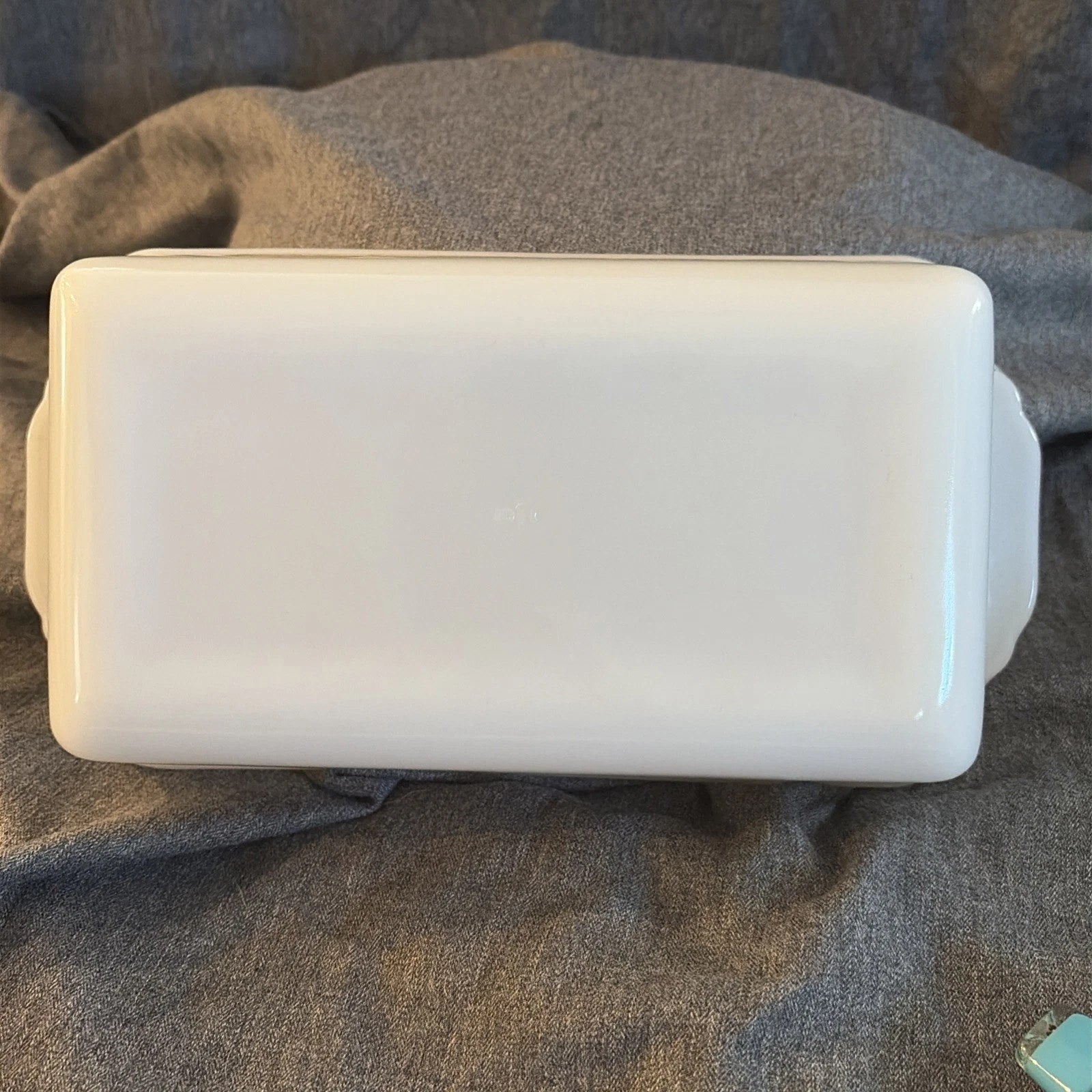 Anchor Hocking Fire King Ovenware Gold Atomic Starburst on White Milk Glass Loaf