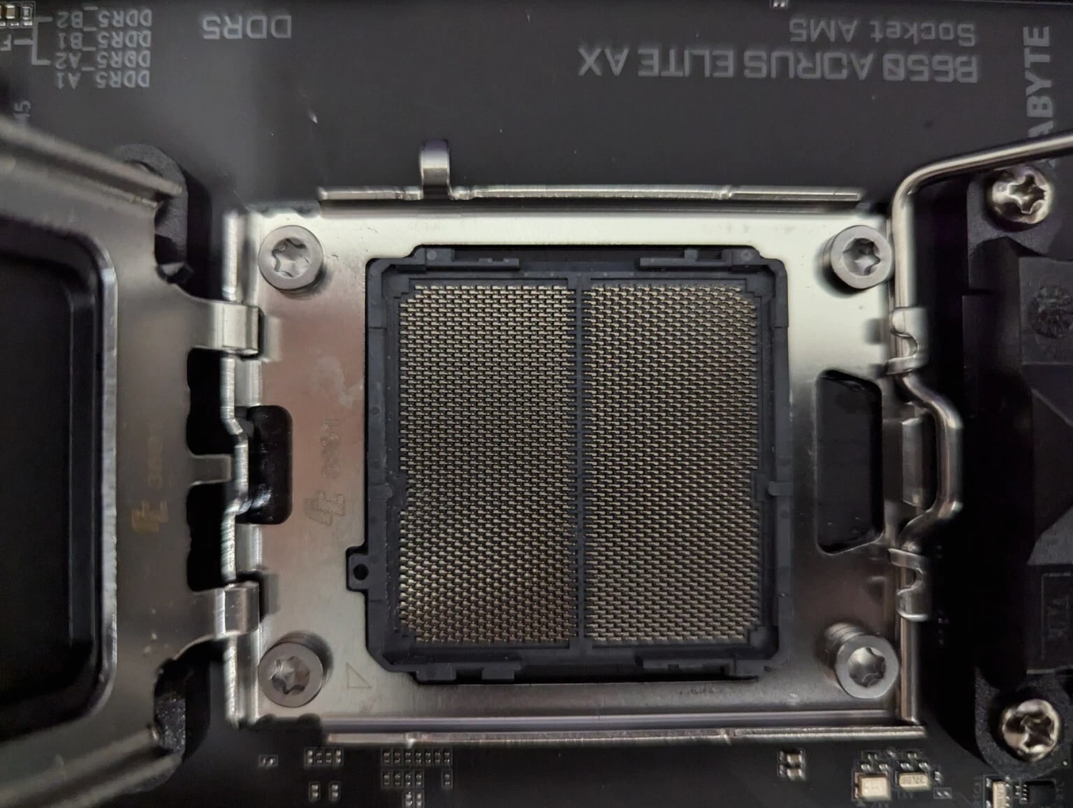 GIGABYTE B650 Aorus Elite AX AMD AM5 ATX Motherboard