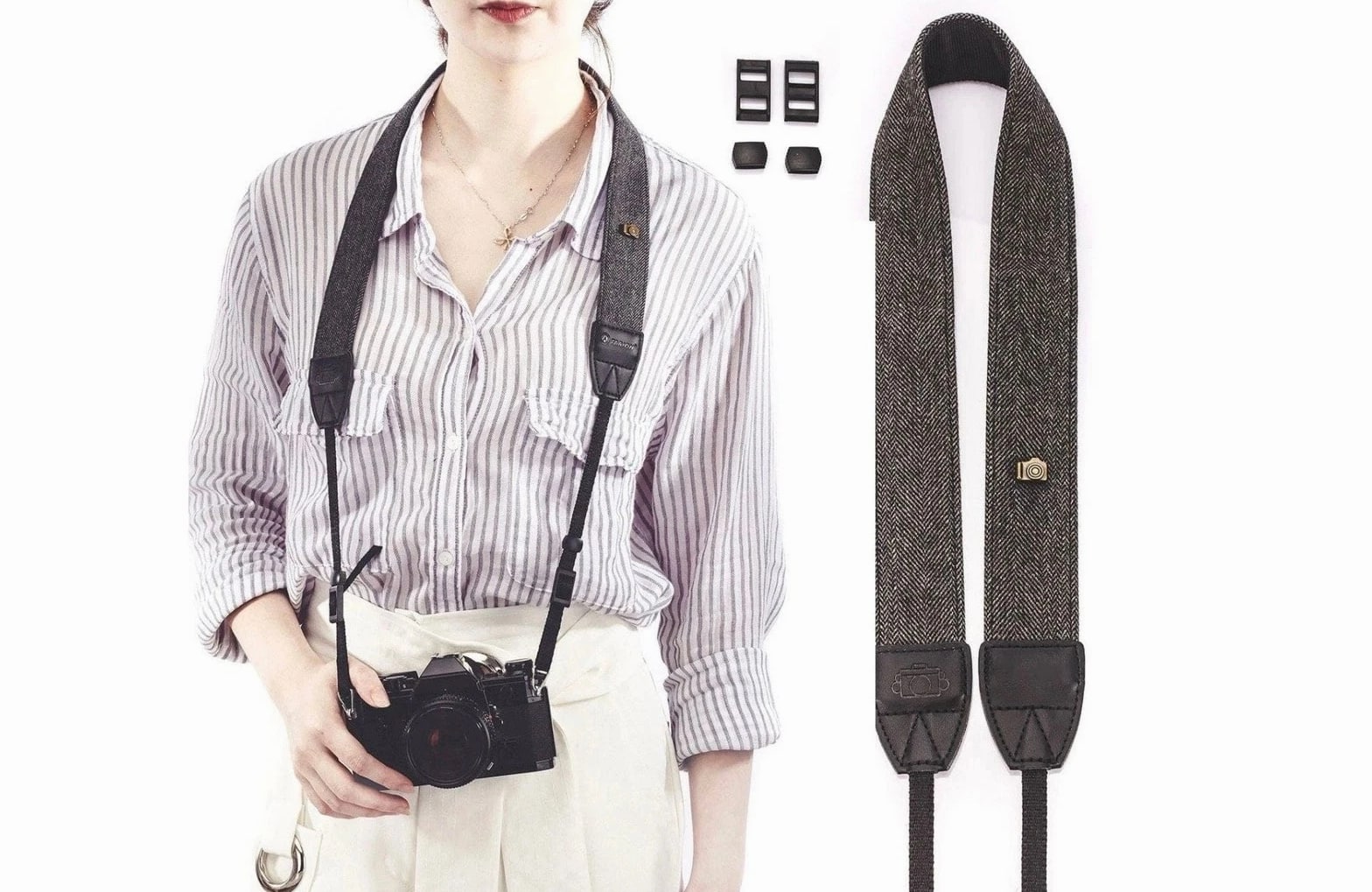 STRAPS CAMERA