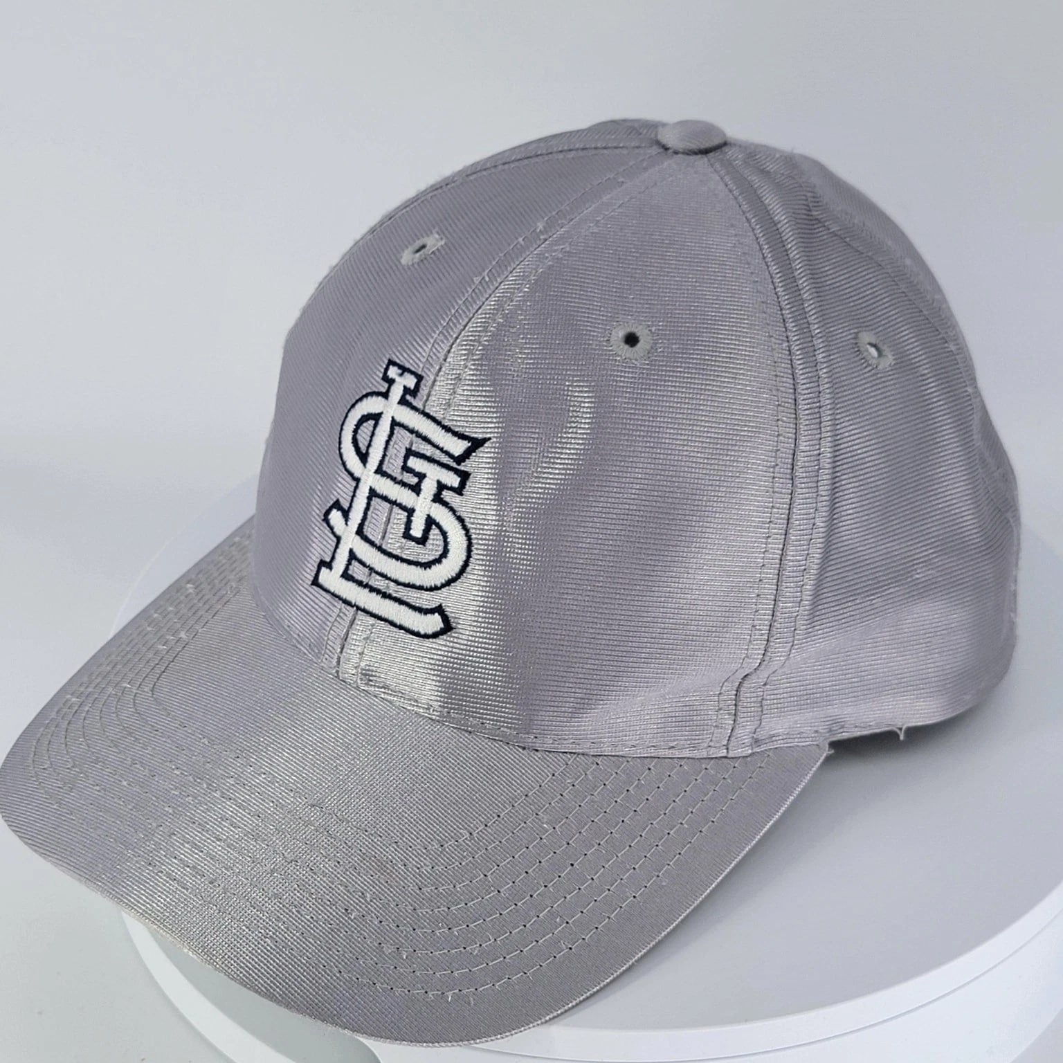 St. Louis Cardinals Turn Ahead The Clock Silver Snapback Hat Cap Century 21 VTG