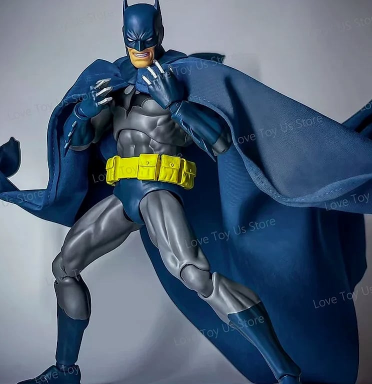 Hot Toys Mafex 105 Batman Hush Blue Version Action Figure