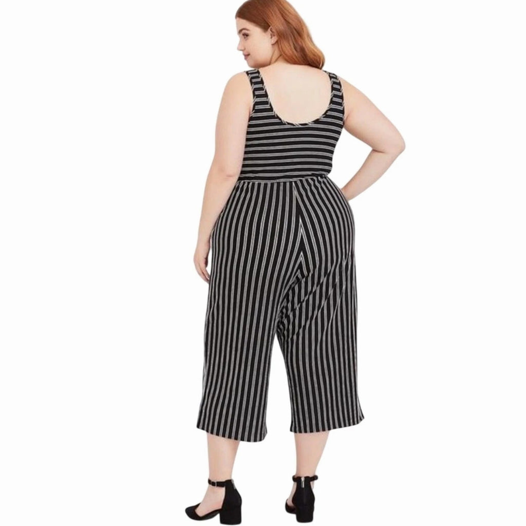 Torrid Women's Striped Culotte Jumpsuit Size 0 Black White Belted Wide Leg Pants