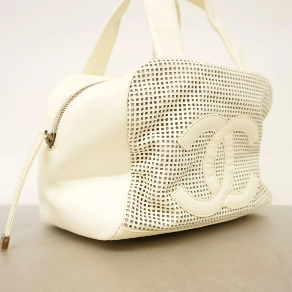 Chanel handbag, CaviarSkinleather, white, women's. GZl1h9wt