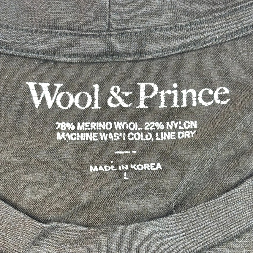Wool & Prince Mens Wool Blend Base Layer T-Shirt L Black Basic Minimalist *Hole*