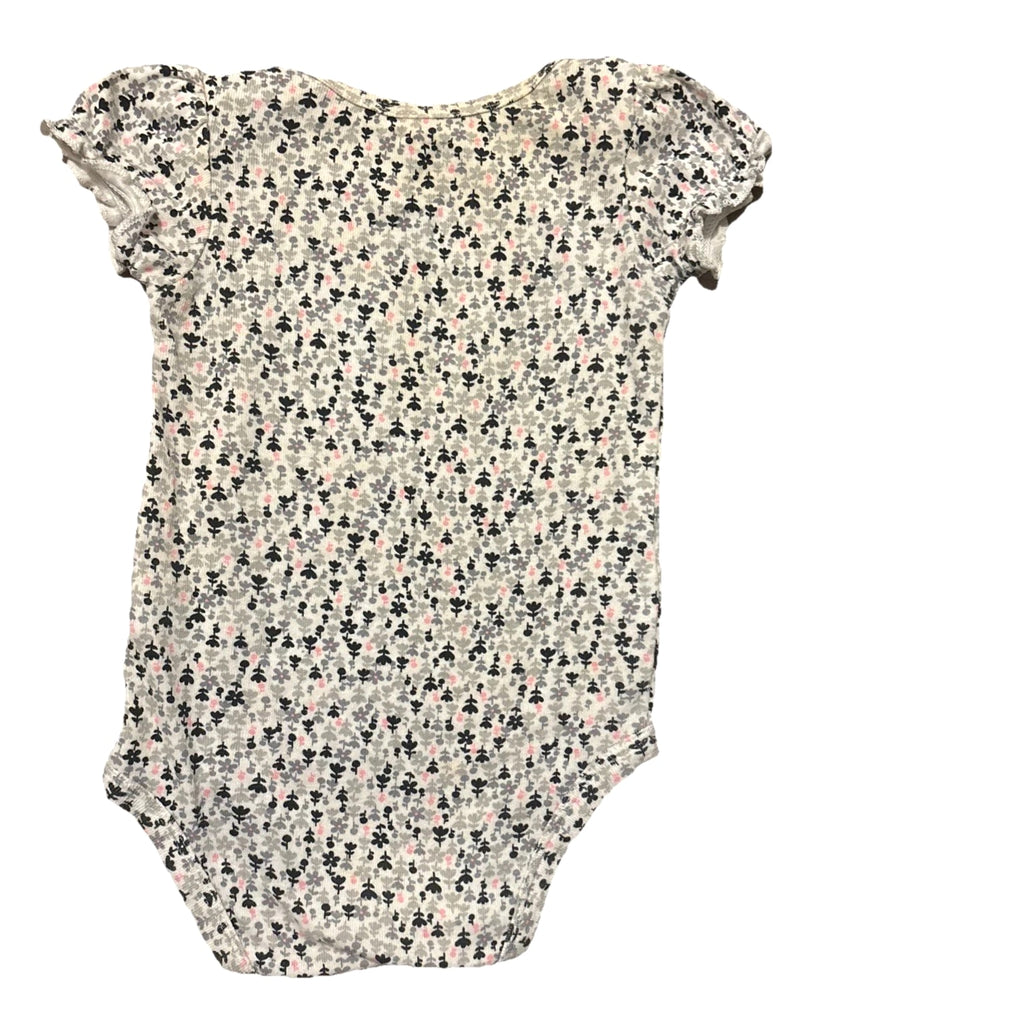 Carter’s Infant Baby’s Girl Bundle Clothing 3 Months Floral And Solid Prints