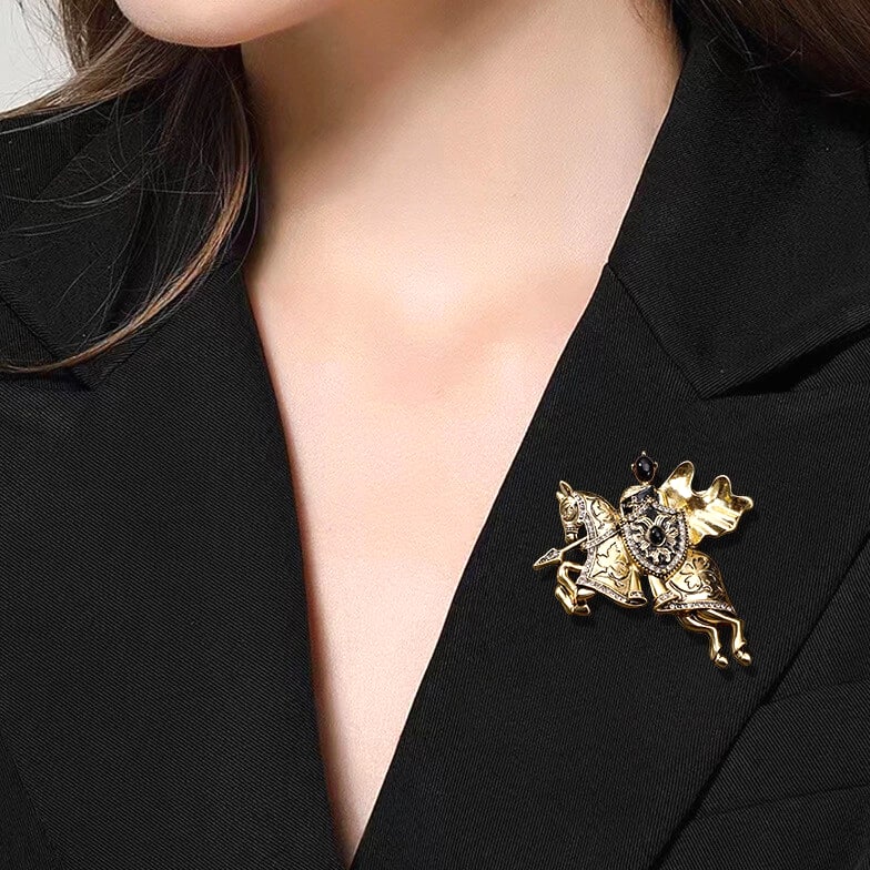 fashion knight brooch, jacket clothing accessories pin jewelry