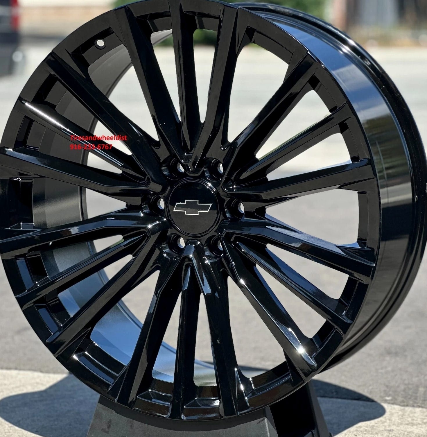 26'' inch Escalade Wheels fit Silverado Yukon Tahoe Gloss Black with Tires New