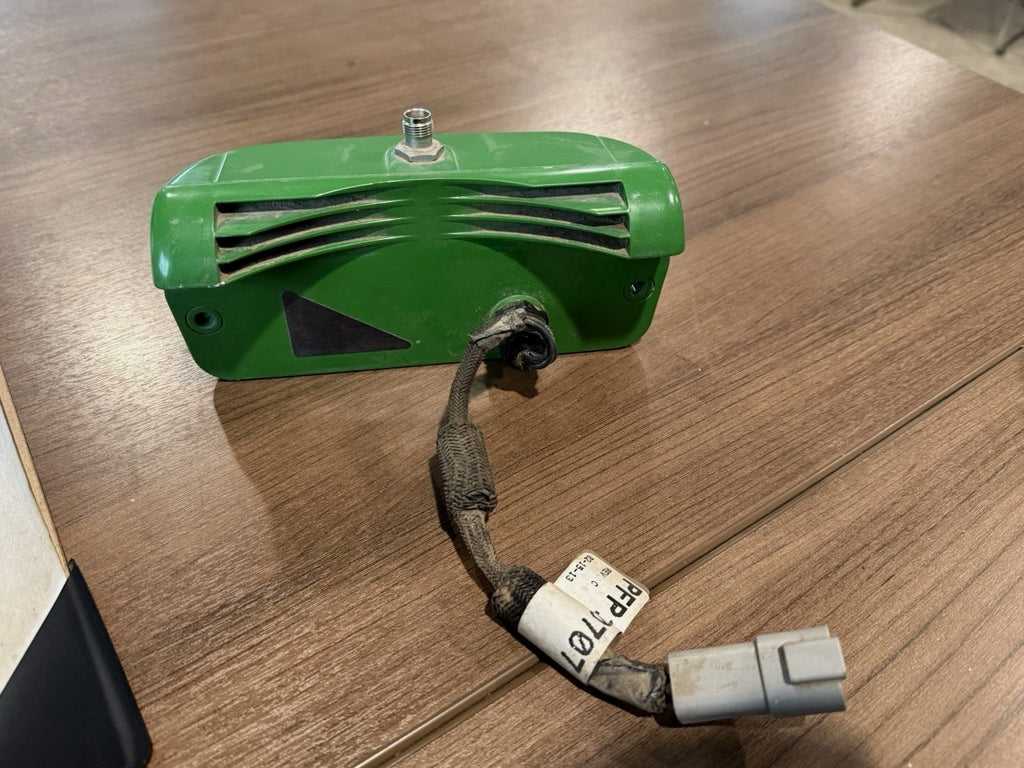 John Deere Starfire 450 MHz RTK Radio - Greenstar