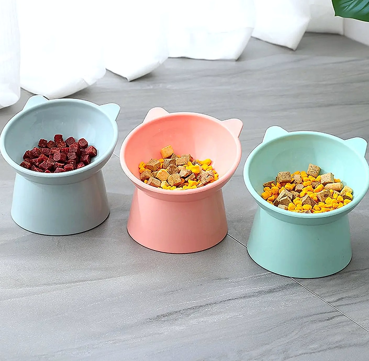 Tilted Cat Bowl Anti-Vomit Shallow Design Whisker Friendly