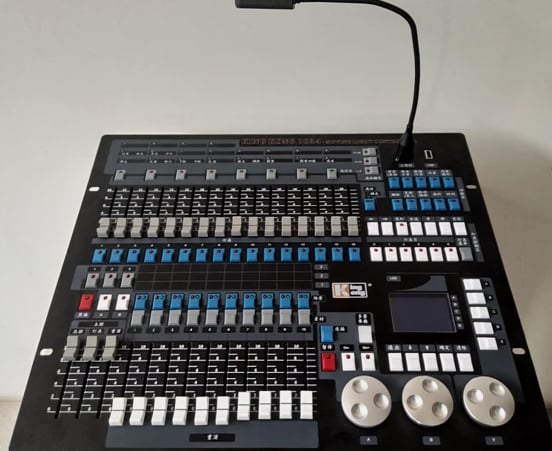 US dmx512 DJ Lighting controller 1024 console Pro stage light Control+road case