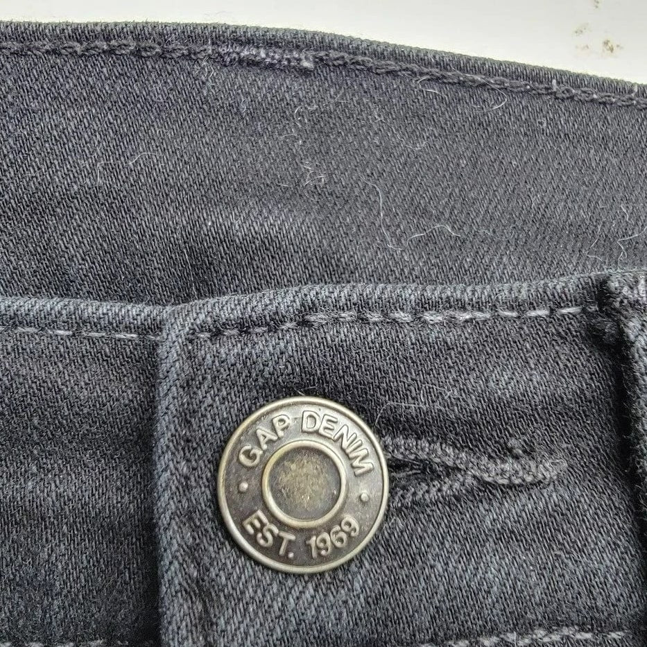 GAP 1969 True Skinny Leg Jeans, Women's Size 6, Dark Wash Black Denim