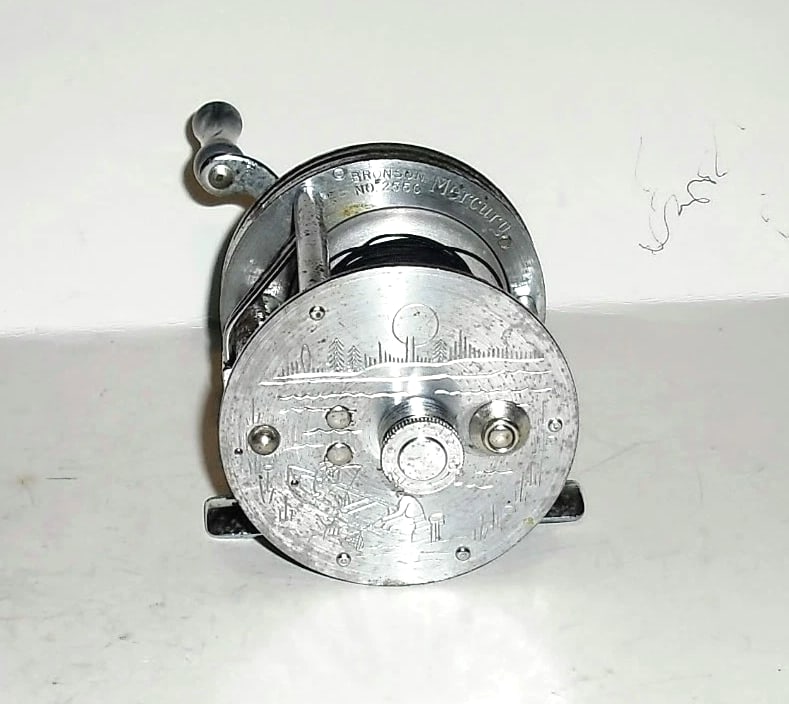 Vintage Bronson Mercury 2550 Engraved Scenes Casting Fishing Reel