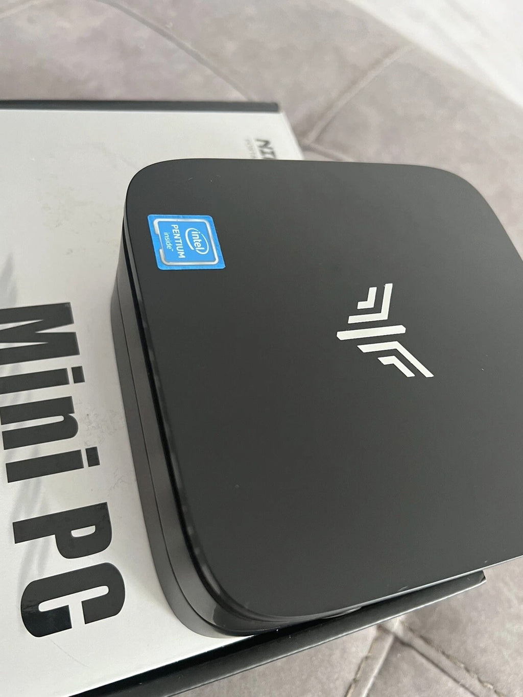 NiPoGi Mini PC 12GB RAM, Pentium J4205, Windows 10 Pro, 256GB mSATA