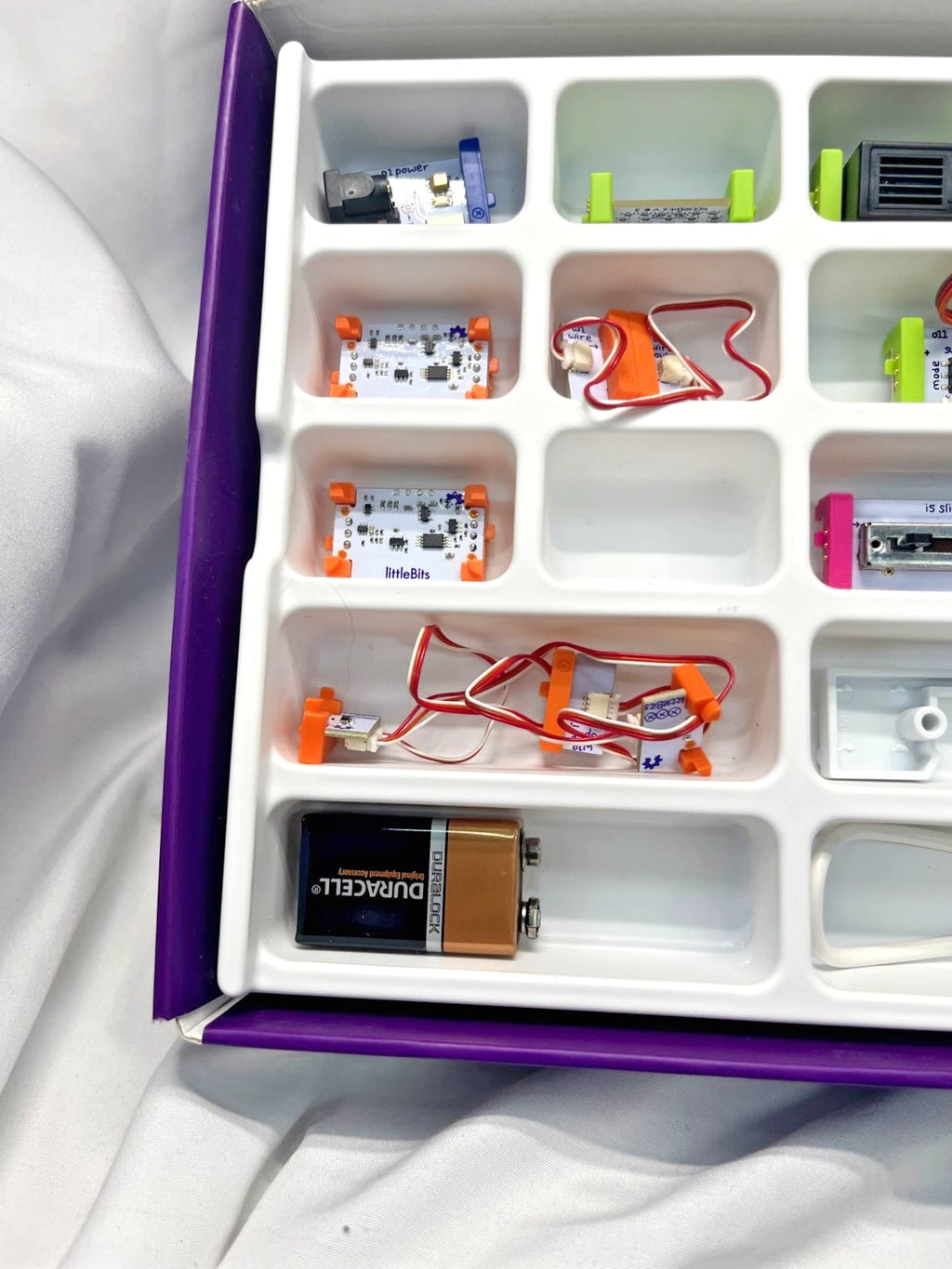 Little Bits Gizmos & Gadgets Kit, STEM - Electronic Bitbot Makers Toy Parts