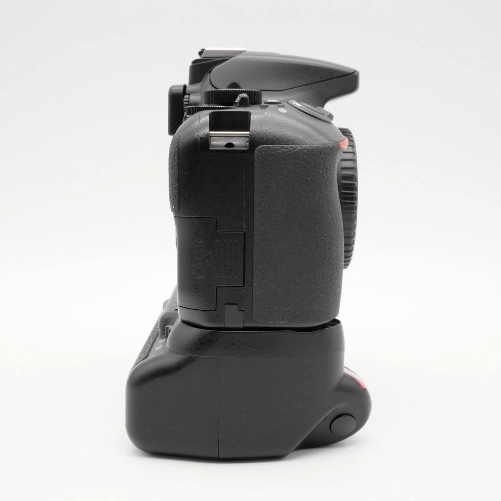 MINT Nikon D3500 Digital SLR Camera (Body + Battery Grip) #873