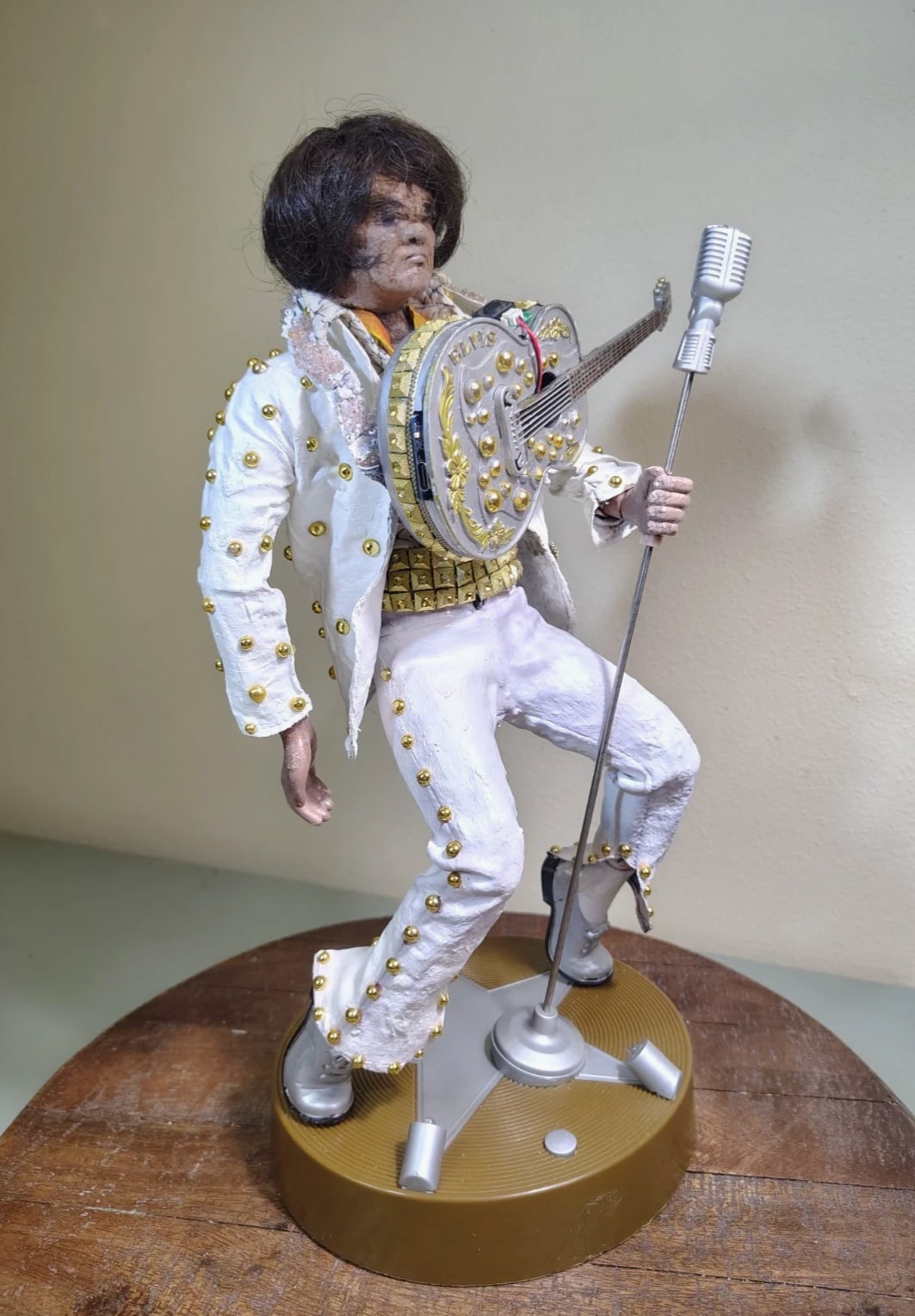 THE ORVILLE TV Show BORTUS Alien as Elvis Handcrafted Action Figure Sound Motion