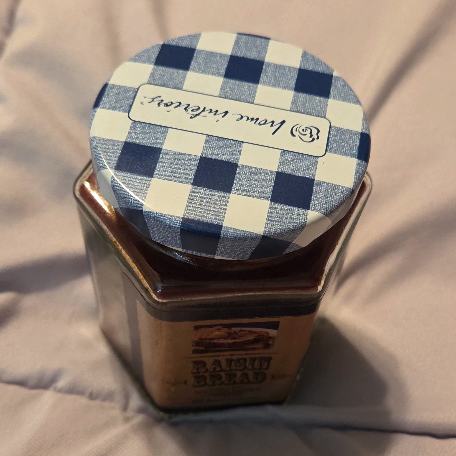 Home Interiors Raisin Bread Scented Jar Candle - Hexagon 7.5 oz Single Wick