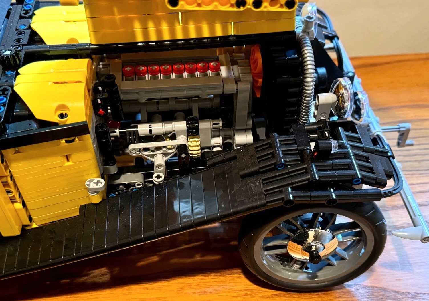 Mould King Bugatti 50T Classic Vintage Car Model Assembled #13080 Brick Auto