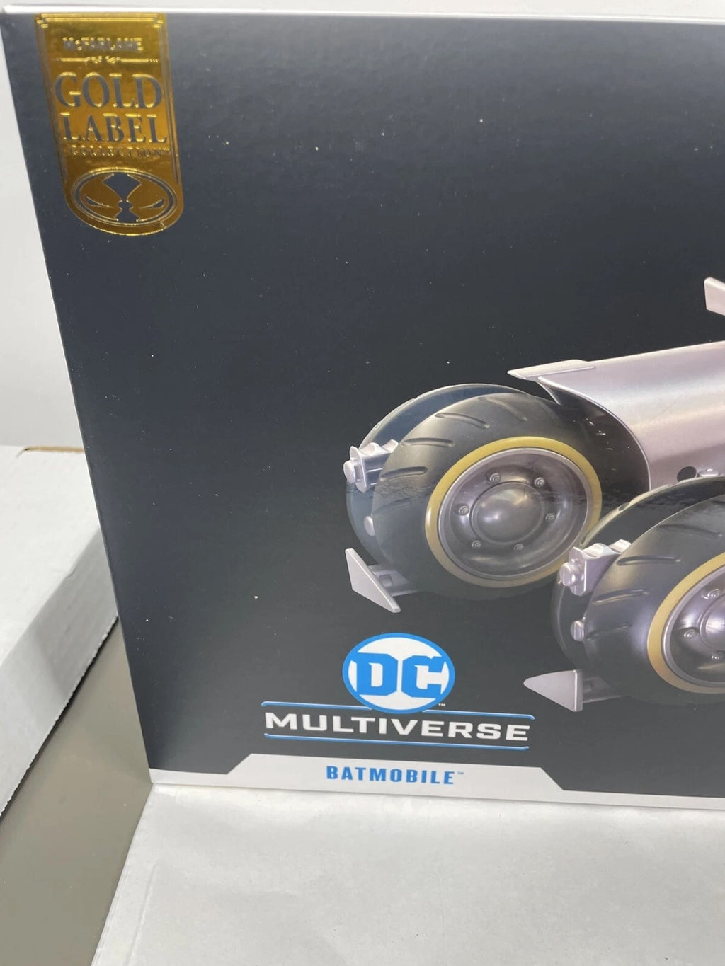 SDCC 2024 McFarlane DC Multiverse White Knight Batmobile Gold Autograph 500 PCS!