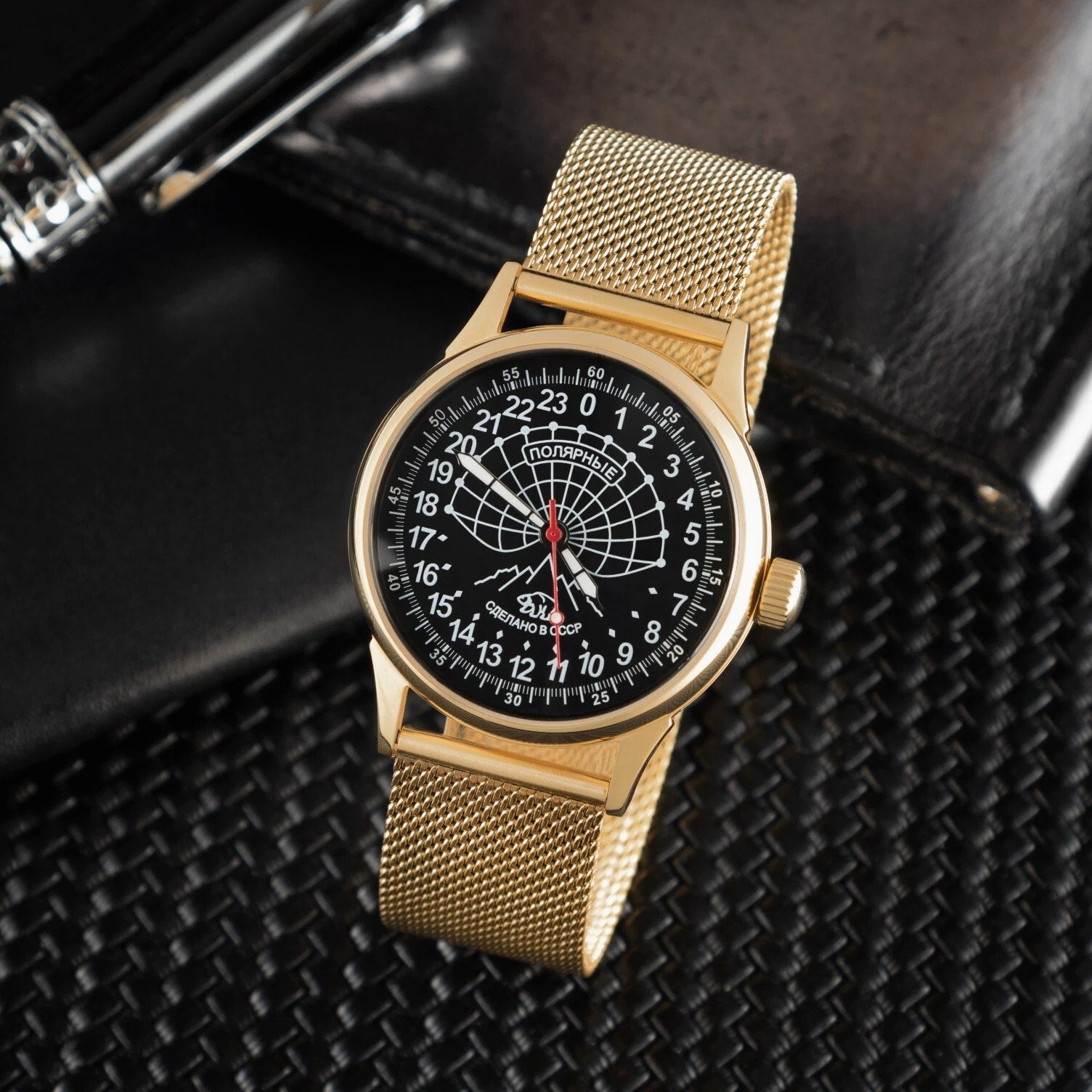 RAKETA 24 POLAR 40mm - Historical Vintage Soviet Men's wrist watch. (MECHANICAL)