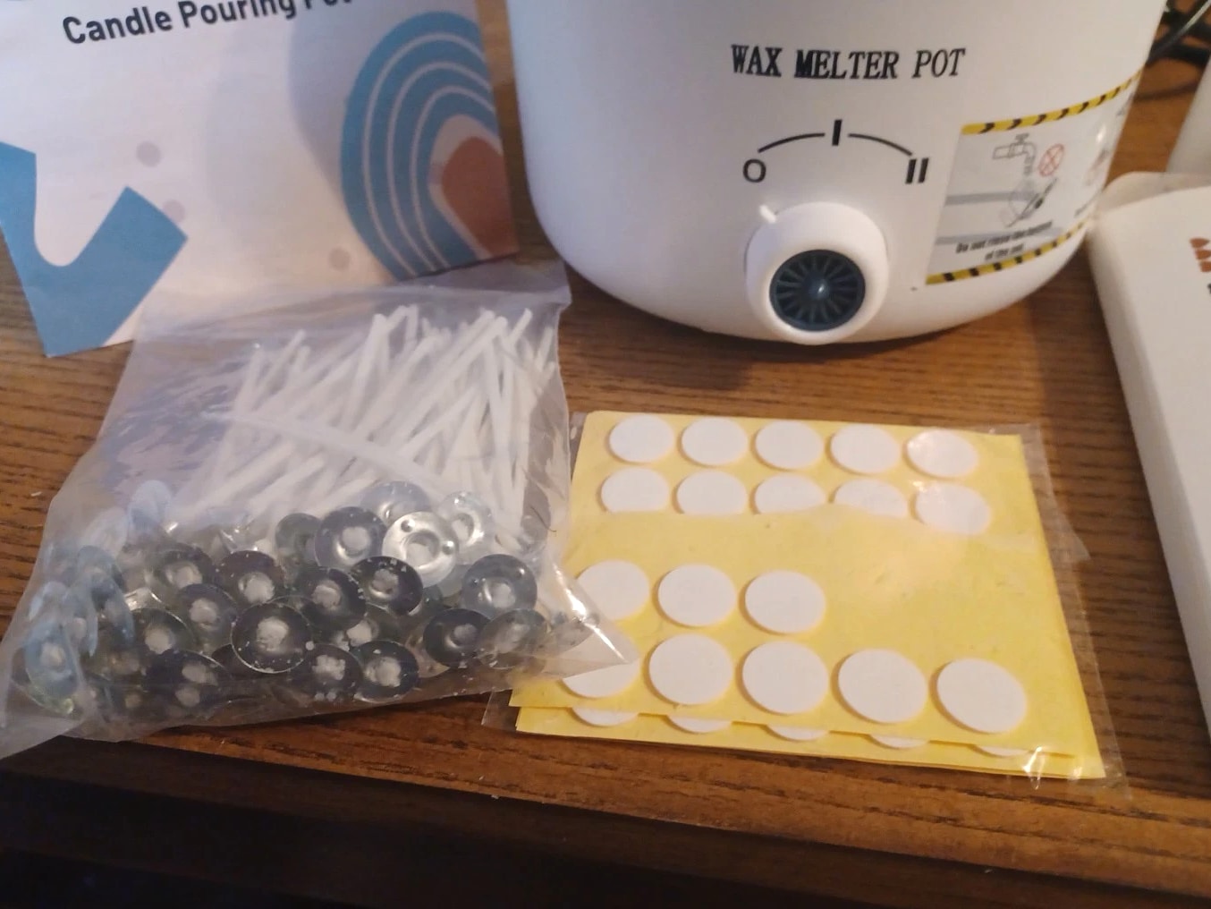 Wax Melter for Candle Making, Pouring Spout Wax Melting Pot Kit with Wicks, S...