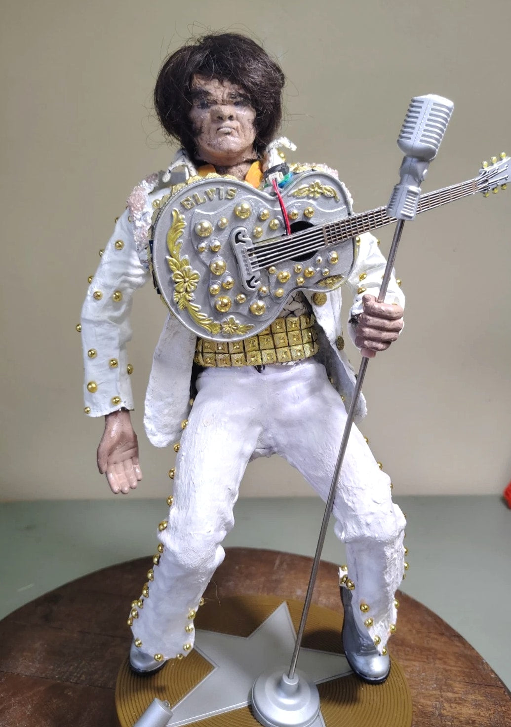 THE ORVILLE TV Show BORTUS Alien as Elvis Handcrafted Action Figure Sound Motion