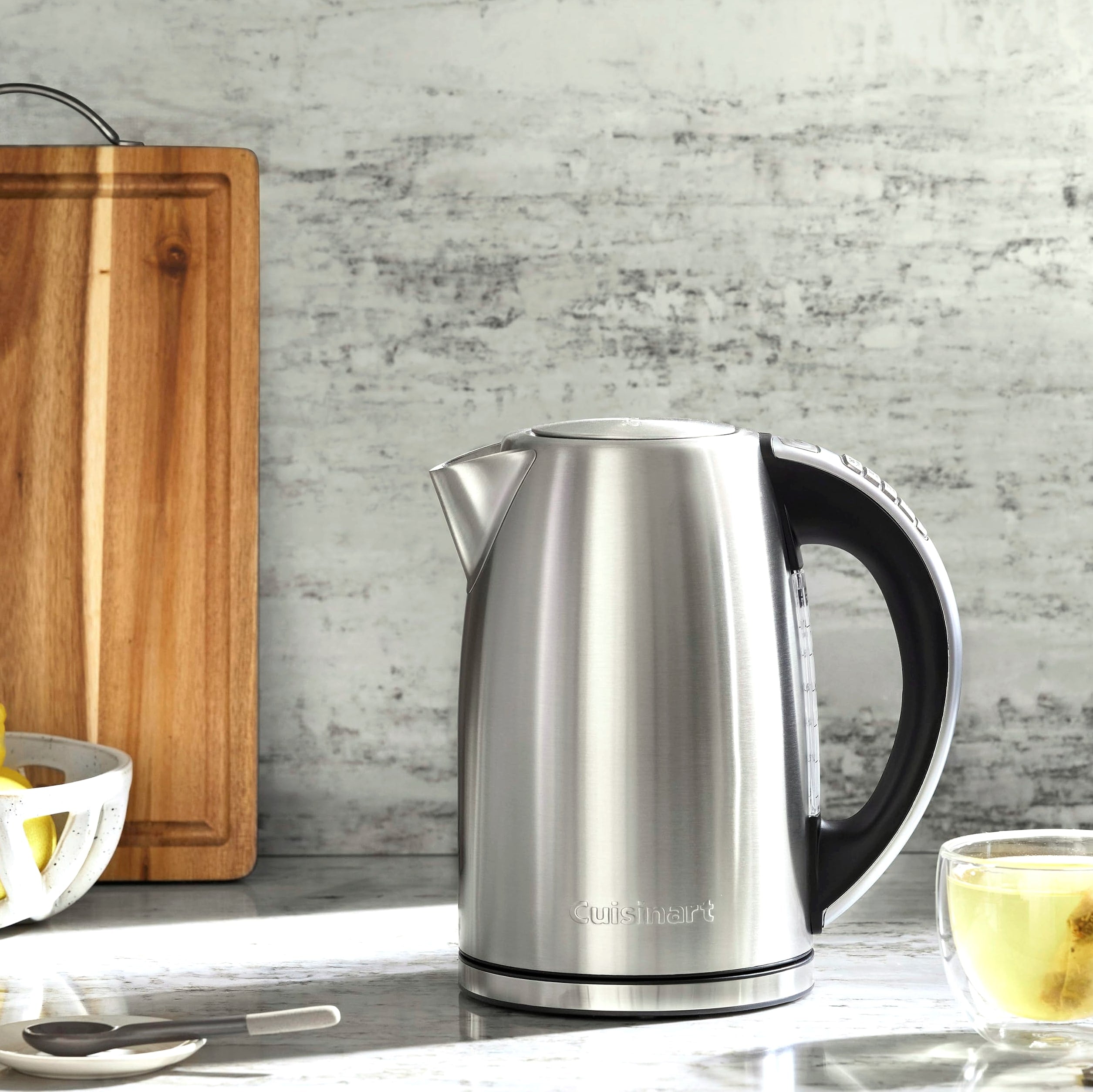 Cuisinart PerfecTemp CPK-17P1 Cordless Kettle, 1500W Electric Tea Kettle