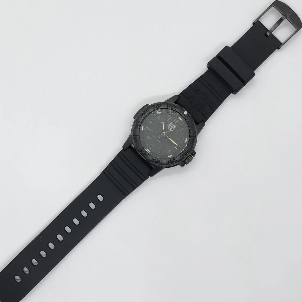 LUMINOX SEA TURTLE 0301 BO L Watch Timepiece Unisex UltraLight Carbon Case