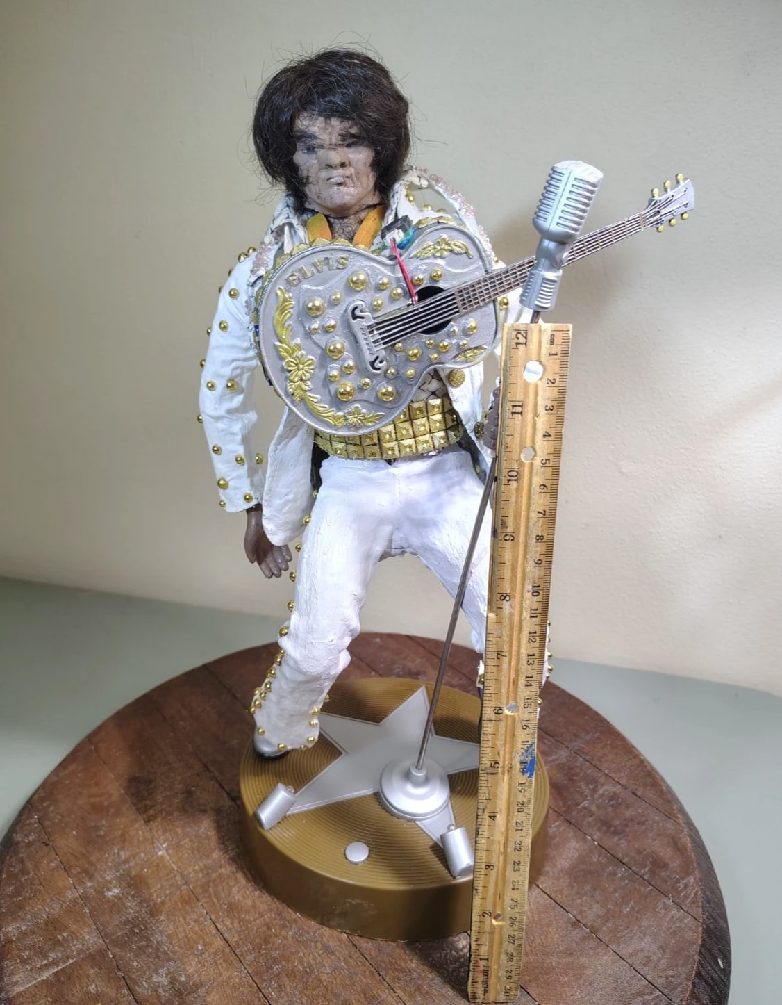 THE ORVILLE TV Show BORTUS Alien as Elvis Handcrafted Action Figure Sound Motion