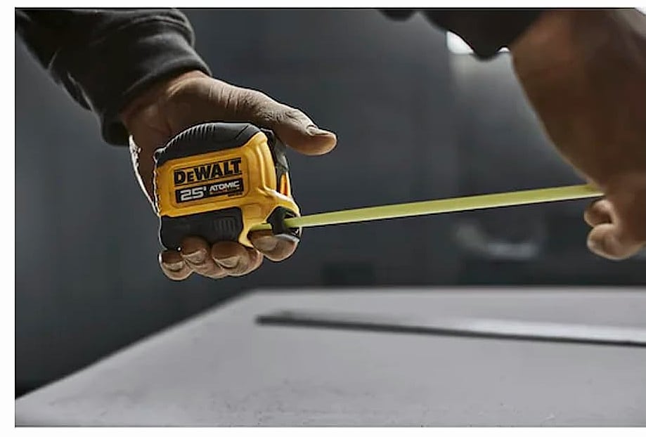 DeWalt DWHT38125S Atomic 25 ft Tape Measure Compact