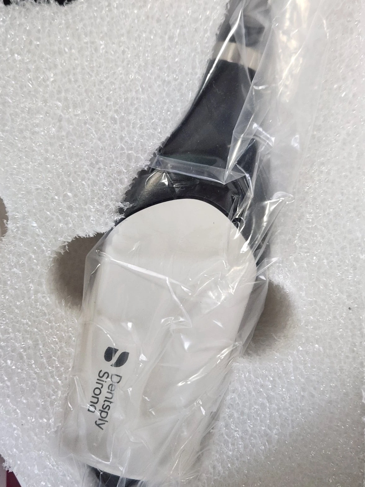 SALE: Sirona CEREC OMNICAM SCANNER 6414515 with Calibration Kit (In-Box)