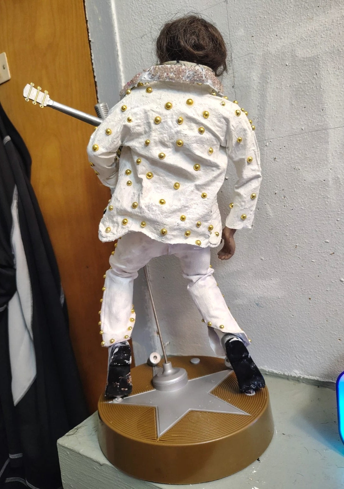 THE ORVILLE TV Show BORTUS Alien as Elvis Handcrafted Action Figure Sound Motion